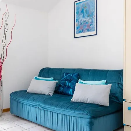 Dinko Apartment Bol