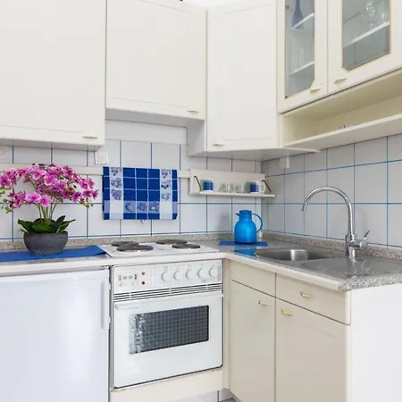 Dinko Apartment Bol
